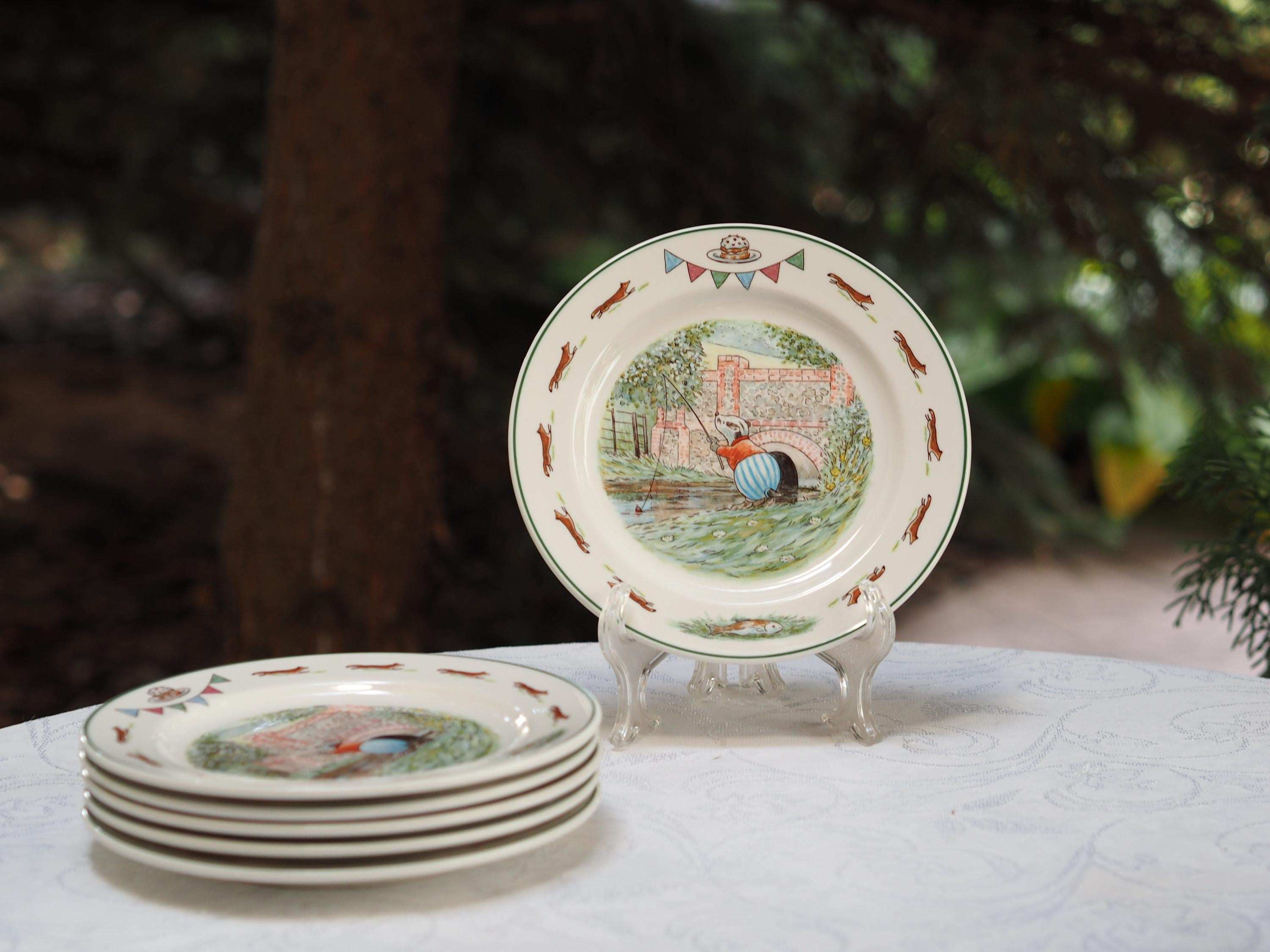 Vintage 1994 Villeroy & Boch Foxwood Tales by Brian Paterson Salad