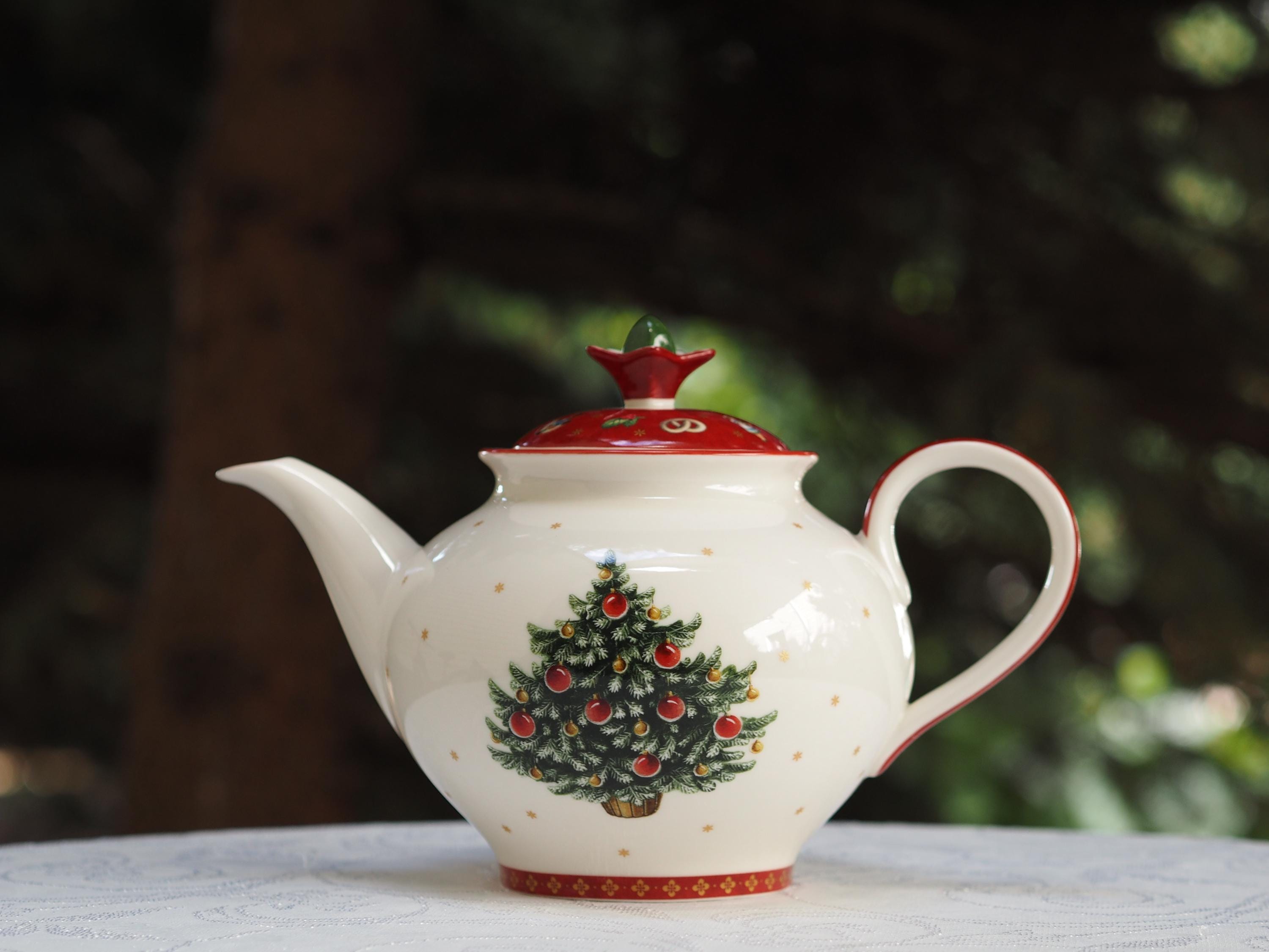 ビレロイ＆ボッホ トイズディライト ラージ クリスマスティーポット