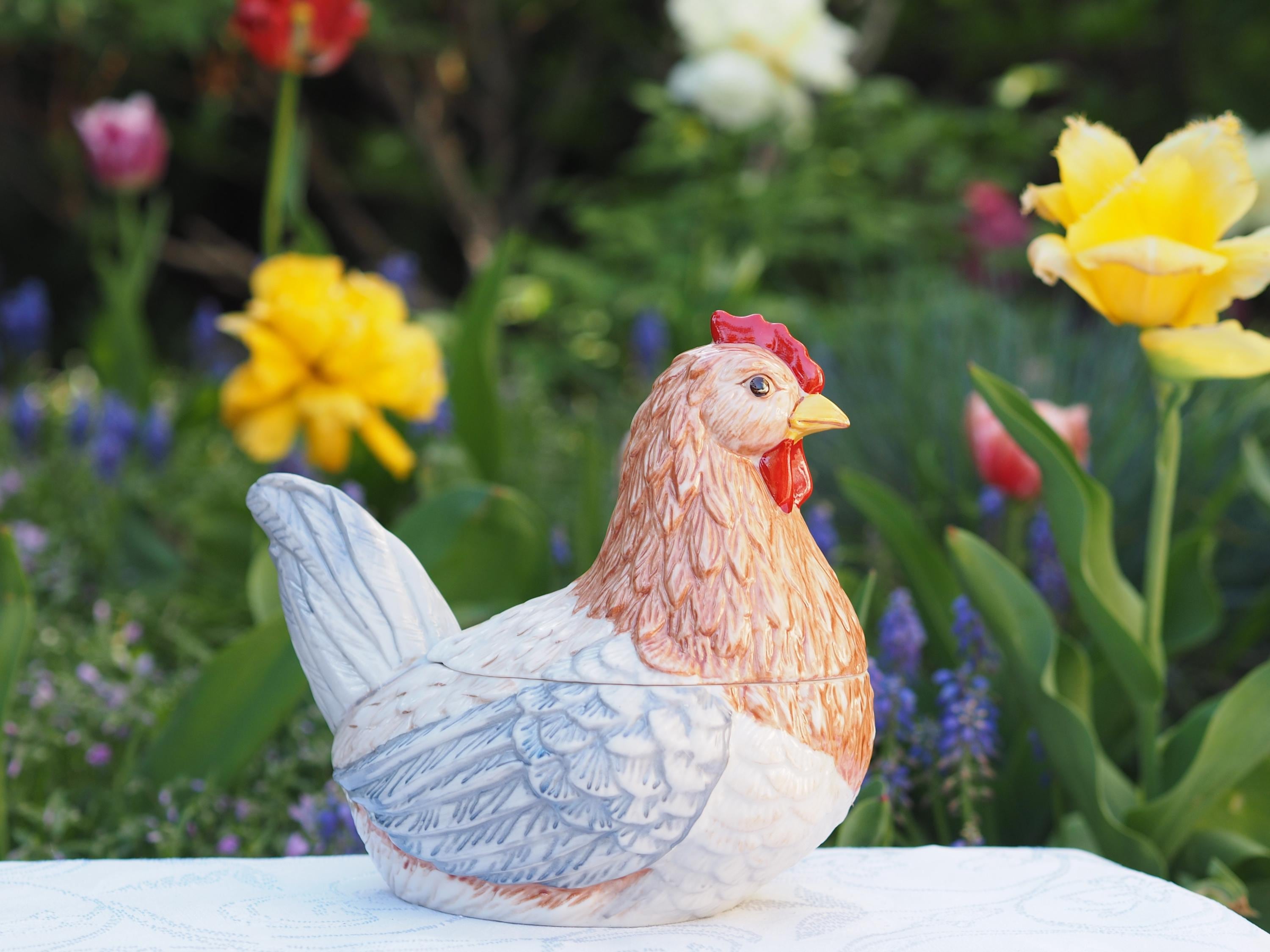 Villeroy & Boch バニーファミリー エッグボックス バニースカルプ Villeroy & Boch Porcelain Spring Easter Bunny Bird Trinket Egg Box
