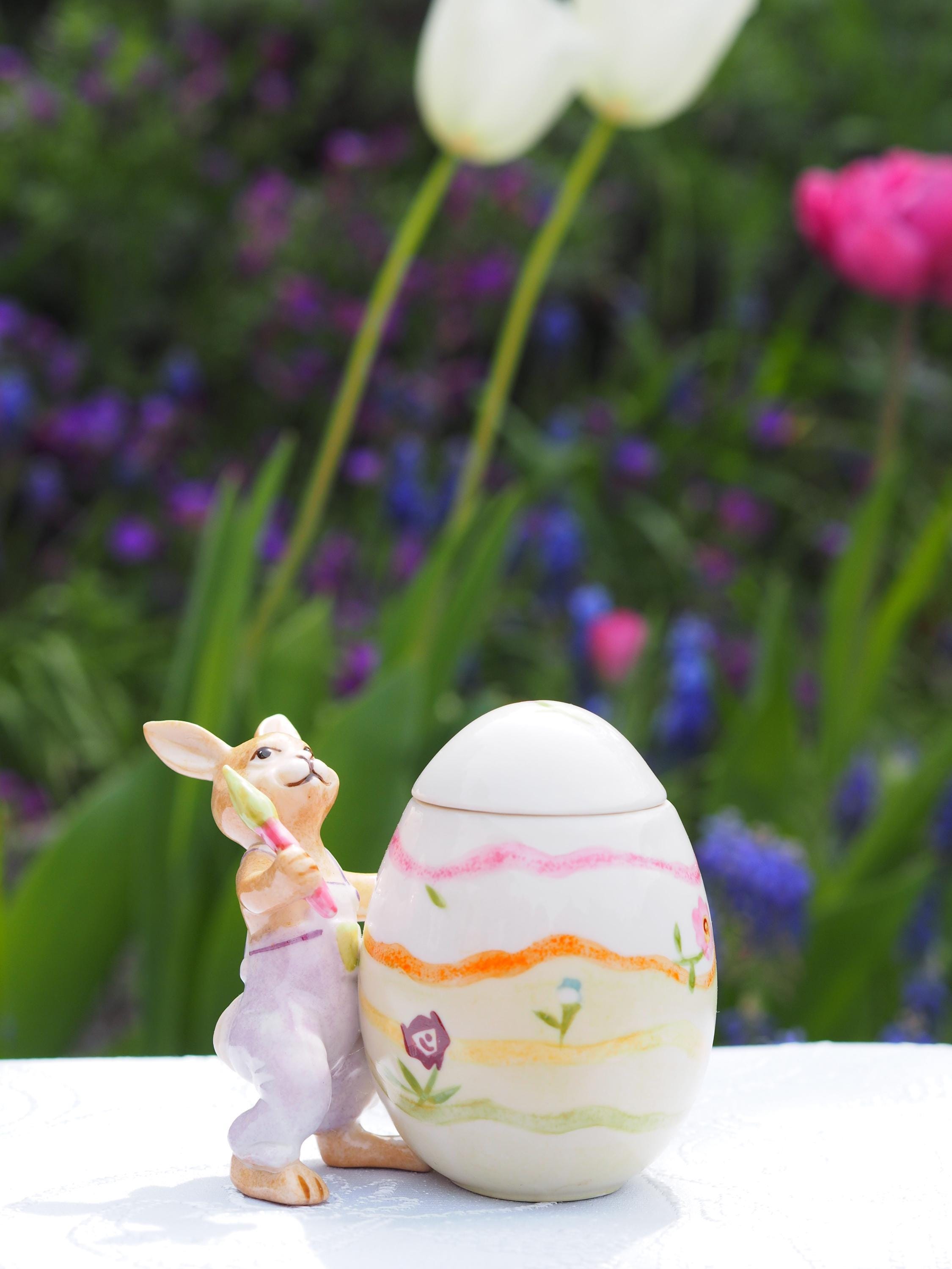 Villeroy & Boch Easter Hansen Family Vase Easter Bunny Rabbit