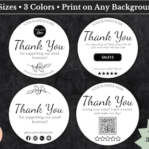 以下が含まれることがあります： 筆記体で「Thank You」と書かれた白い丸いステッカー。ステッカーには「for supporting our small business!」と「Loving your order? Leave a review and make our day!」というテキストが含まれています。ステッカーにはQRコードとソーシャルメディアのアイコンも含まれています。