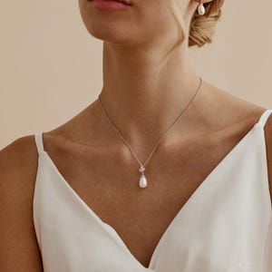 Sterling Silver Freshwater Pearl Necklace, Diamond Bridal Necklace, Leaf Crystal Wedding Necklace, Dainty Pearl Necklace, Bridesmaid Gift