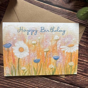 Cartão de feliz aniversário com lindas flores em aquarela :)