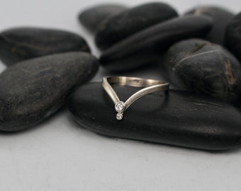 Chevron Ring in 14 Karat White Gold with Diamond accents