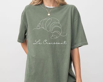 French Croissant T-Shirt | Minimal Bakery Tee | Paris Café Style Gift for Women