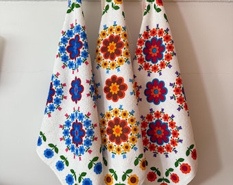 vintage badstof handdoek jaren 70 - keukenbloem - gratis verzending