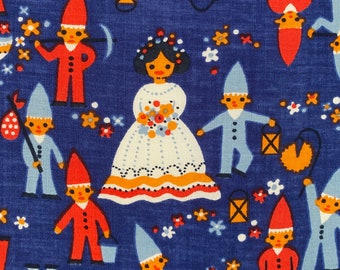 Scandinavian vintage childrens fabric - snowwhite blue 50s 60s lightweight - free shipping