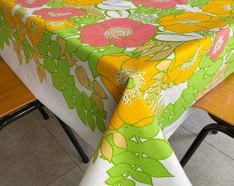 Vintage floral 70s tablecloth - pink green yellow white poppy - free shipping