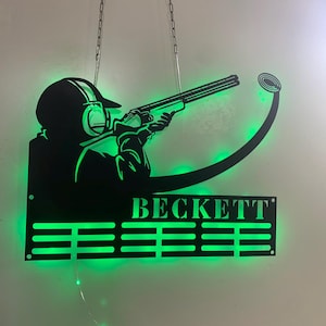 Custom Clay Pigeon Shooting Medal Hanger LED Lights, Clay Pigeon Metal Display Rack For Award And Ribbon, Clay Pigeon Tiered Award Metal Art
