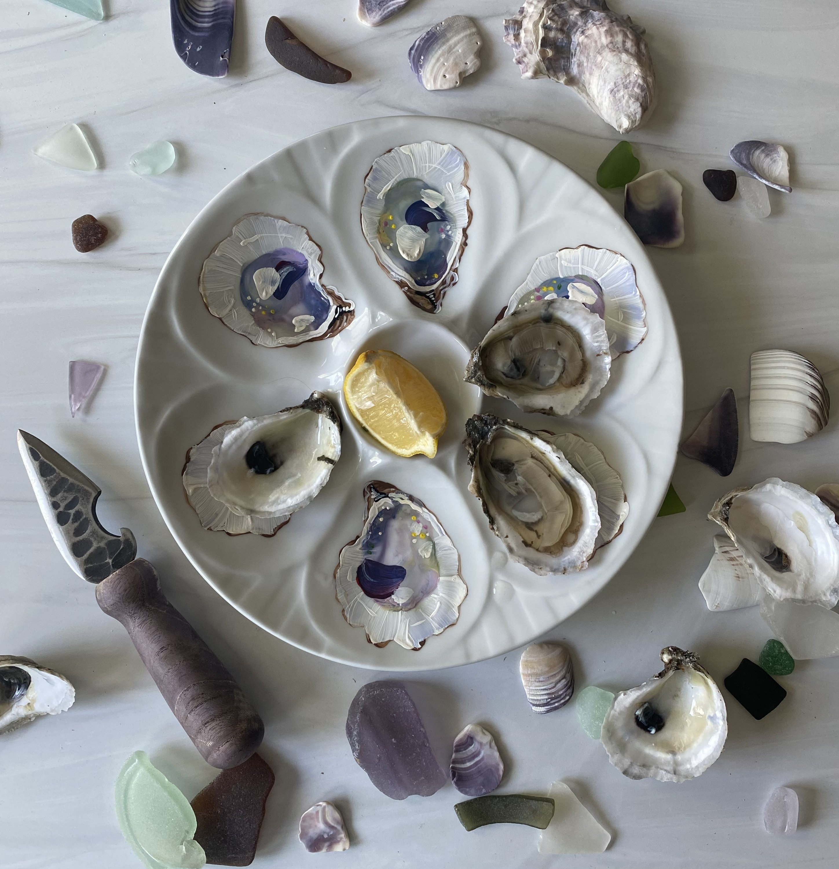 クリスティン・カイナーによる手描き磁器製オイスタープレート、沿岸