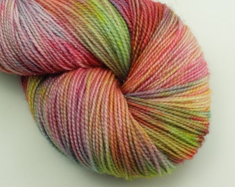 Tussie Mussie NEW Jest 2ply MerinoNylon Gradient Sockie Maki Set