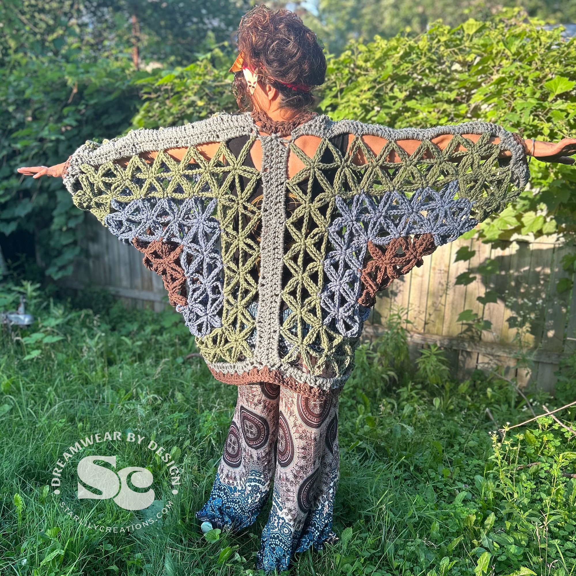 CLANE（クラネ）の「OVER FLOWER MOTIF KNIT（ニット/セーター