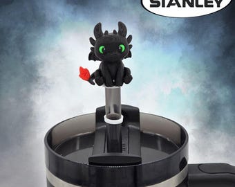 Adorno para pajitas de Desdentado - Furia Nocturna - Pajitas de 10 mm y 8 mm - ¡Compatible con Stanley y otras marcas!