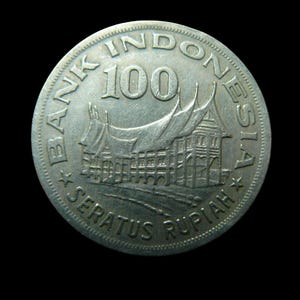 Vintage coin INDONESIA ~ 100 Rupiah