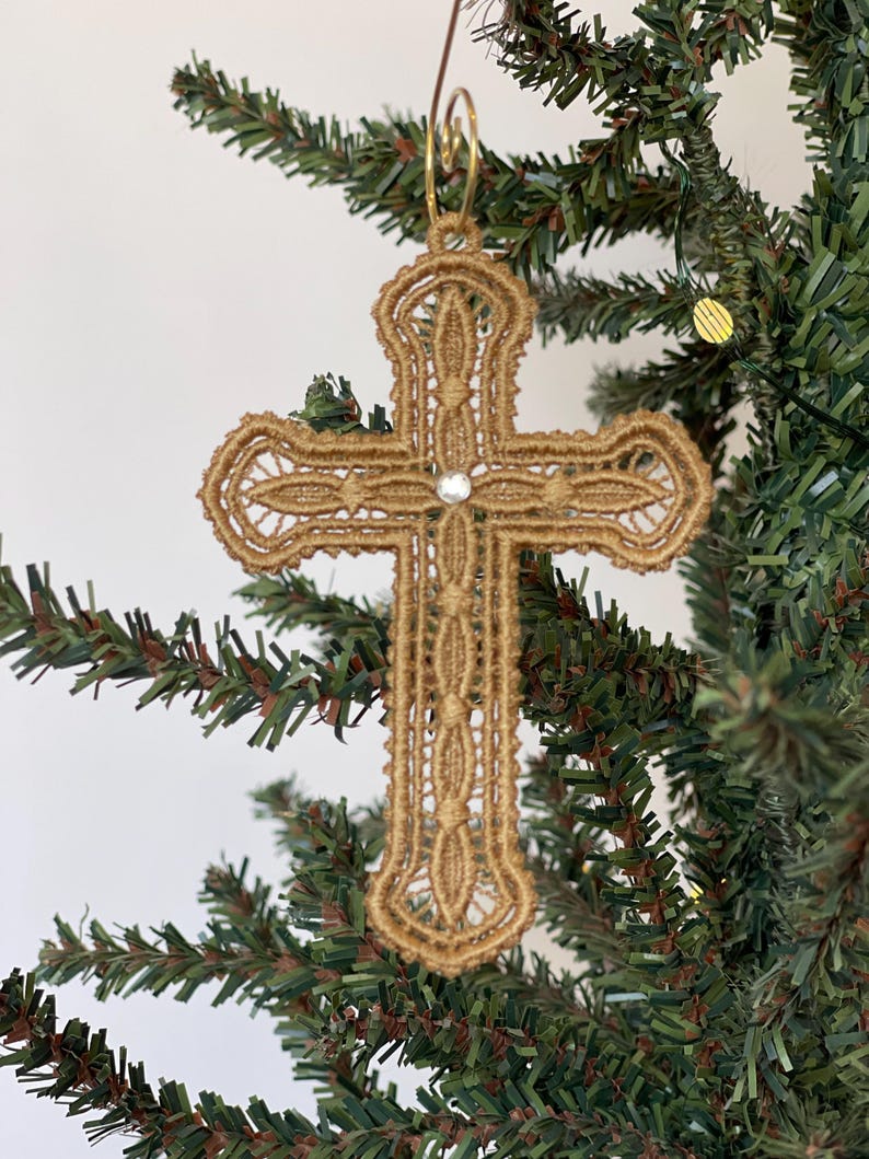 embroidered-cross-ornament-christmas-tree-heirloom-ornaments-vintage