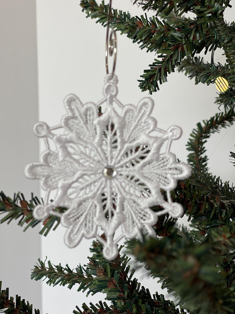Handmade Lace Snowflake Christmas Ornament White Tree Decoration Vintage Holiday Keepsake Gift Idea Teacher Appreciation Present Winter Festive Display Elegant Home Decor Beautiful Christmas Collection Intricate Design Traditional Hanging