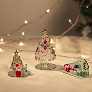 Handmade Stained Glass Figurines, Glass Christmas Trees, Handcrafted Miniature Holiday Ornaments, Collectible Christmas Tree Décor