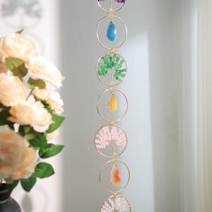 Tree of Life Suncatcher with Natural Agate Stones, Boho Window Décor, Chakra Wall Art, Healing Crystal Hanging, Seven Chakra Gift