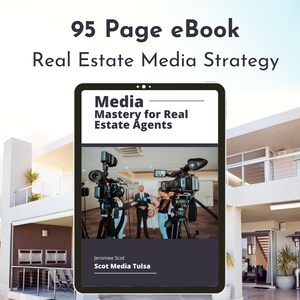 Può includere: Un tablet digitale in bianco e nero che mostra un eBook di 95 pagine intitolato "Media Mastery for Real Estate Agents" di Jeromee Scot di Scot Media Tulsa. La copertina dell'eBook presenta un'immagine sfocata di persone in una stanza con più telecamere.