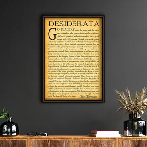 Oprawiony wydruk Desiderata, wiersz Desiderata, plakat Desiderata, sztuka ścienna z poezją, prezent na ukończenie szkoły, pomysł na ukończenie szkoły