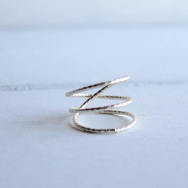 Faceted wire twisted ring, Sterling silver faceted ring, Midi Ring, gifts for her, Hapa Girls, Sample Sale, simple jewelry, dainty rings