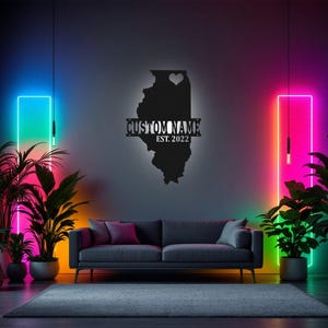 Arte de pared de metal con mapa de Illinois personalizado y luz LED. Letrero con el nombre del estado de Illinois personalizado para decoración de habitación. Decoración LED de metal "Born in Illinois".