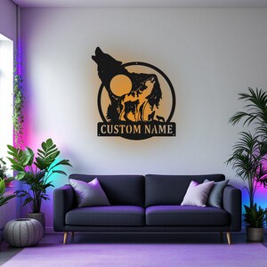 Custom Wolf Howling Metal Sign: Personalized LED Room Decor