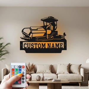Kundenspezifische Asphaltfertiger-Metallwand-Kunst: LED-personalisiertes Namensschild