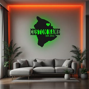 Arte de pared de metal con mapa de Hawái personalizado y luz LED, letrero con el nombre del estado de Hawái personalizado para habitación, decoración LED de metal con el nombre "Nacido en Hawái"