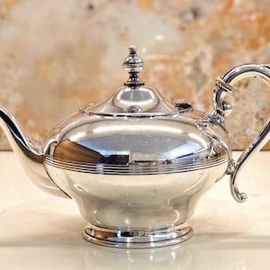 Antique c1900-1920 Silver Plated James Deakin & Sons Teapot