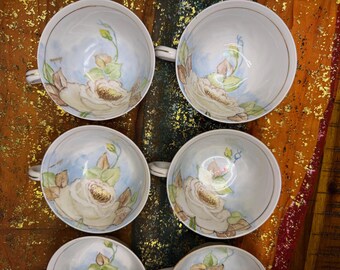 ヴィンテージ手描き花柄ティーカップ - 占領下の日本で製造