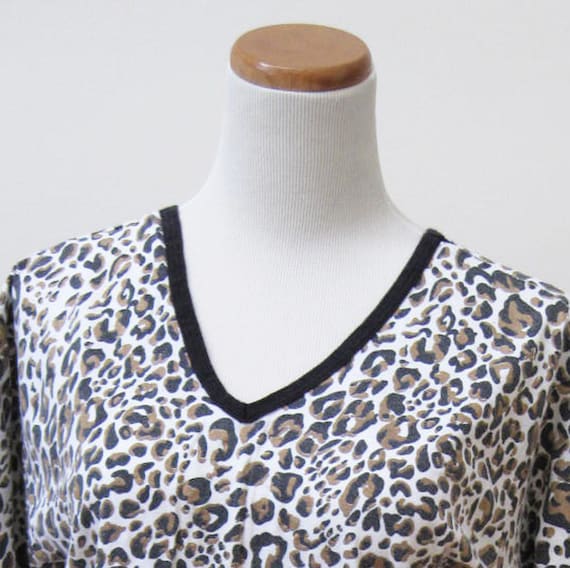 80s St Eve Knit Leopard Print Night Shirt - Etsy