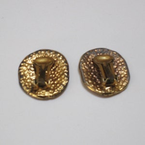 70s muted yellow enamel clip-on earrings by Freirich image 2