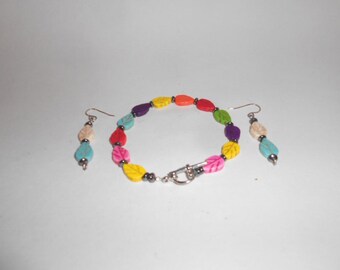 Rainbow Leaf Beads Jewelry Set:  Bracelet and Dangle Earrings, Silver Tone Toggle