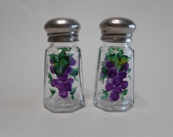Hand Painted Purple Grapes Salt and Pepper Shakers:  Small Clear Glass Jars