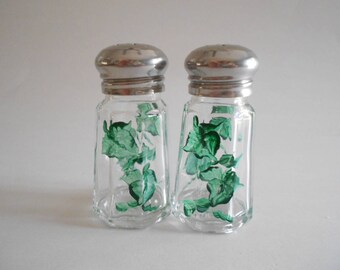 Ivy Leaves Salt Pepper Shakers Spices Shakers Salt Pepper Jars Hand Painted Shakers Ivy Leaves Shakers Clear Glass Small Size Ivy Kitchen
