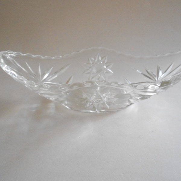 Anchor Hocking Serving Dish Vintage 1960s Clear Glass Candy Dish Boat Shape Nut Dish Starburst Pattern Sunburst Design Scalloped Edge