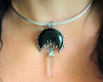 Choker: onyx maan met kwartskristalketting in sterlingzilver