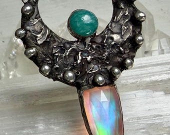 Halskette aus Aurora-Opal und Amazonit in Tiffany-Technik