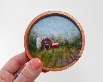Mini cuadro de paisaje en lana, arte en fibra de fieltro con aguja, colcha Red Barn (marco de madera)