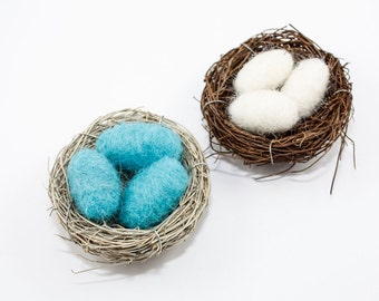 Needle Felted Eggs in Nest (Choose Your Color: Robin's Egg Blue or White)