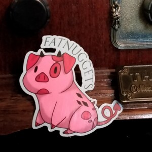 ハズビン ホテル - ファット ナゲット デカール - Etsy 日本
