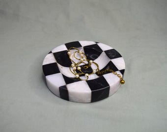 Checkered Stone Catchall Dish: Hand-carved Green Onyx, Black/Grey Marble Jewelry Organizer, Ring Holder