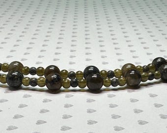 Moss Agate Double Strand Bracelet: Antique Gold Clasp