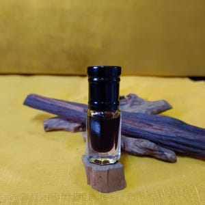 2.5g AAAA 1999 Incense Grade Assam Oud Oil Aquilaria Agallocha Wild Tree 50++ Years (no barnyard), Animalic
