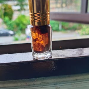 2.5g Super Deer Musk Himalaya With Musk Dust aged 1 year (Pure no addition)