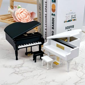 Moederdag aangepaste pianomuziekdoos gepersonaliseerde ringdoos bruiloft houten gegraveerde ringdoos muziekdoos piano verjaardagscadeau voor meisje haar