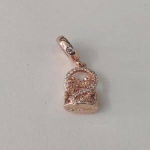 PANDORA　チャーム　ディズニー　上海 ディズニーフィギュア・グッズ専門店 ディズニーコレクション
