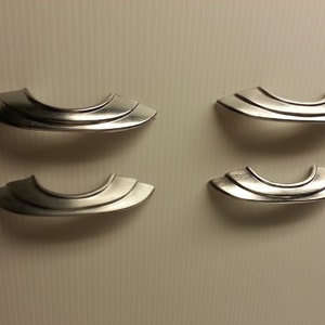 4 Silver Zinc 4 7/8 long x 1 1/8 drawer pulls .. New in packs image 1
