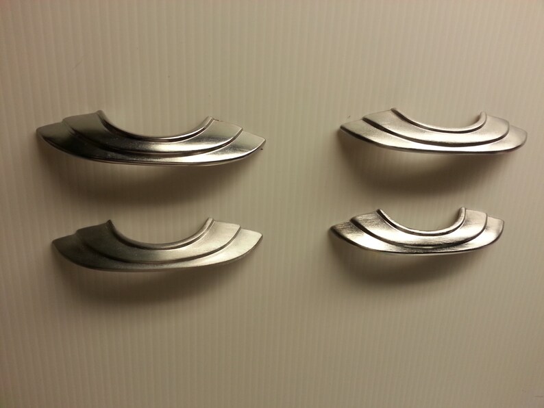 4 Silver Zinc 4 7/8 long x 1 1/8 drawer pulls .. New in packs image 1